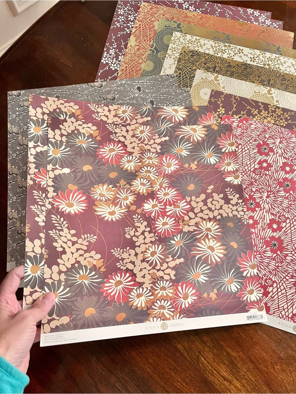 Assorted Scrapbooking Paper, including Anna Griffin - Picture 14 of 16